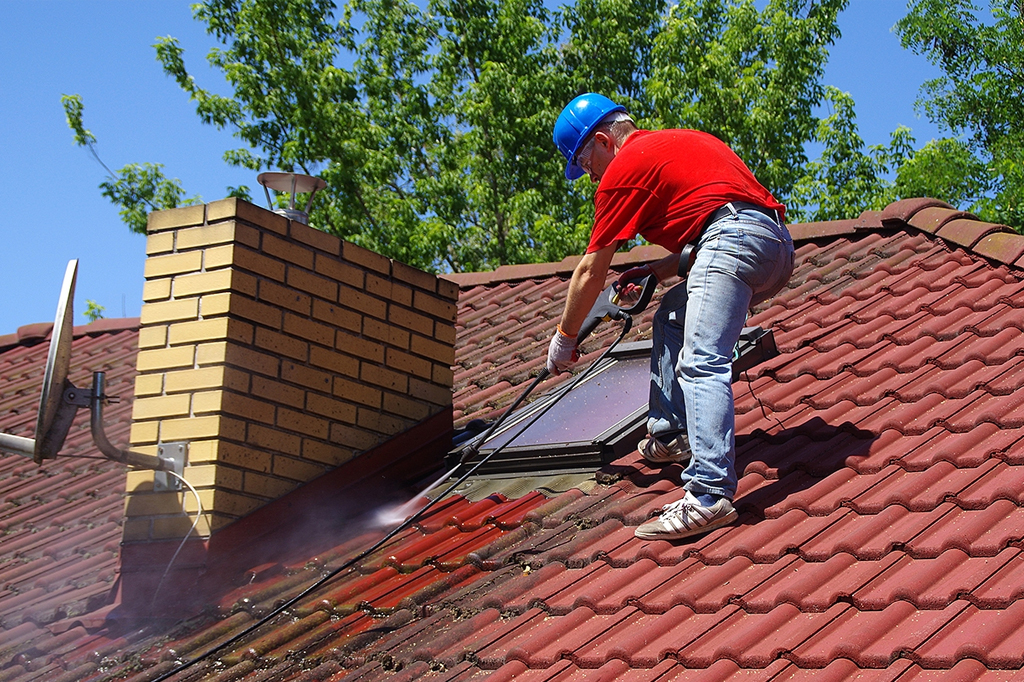 Professional Roof Washing in sydney